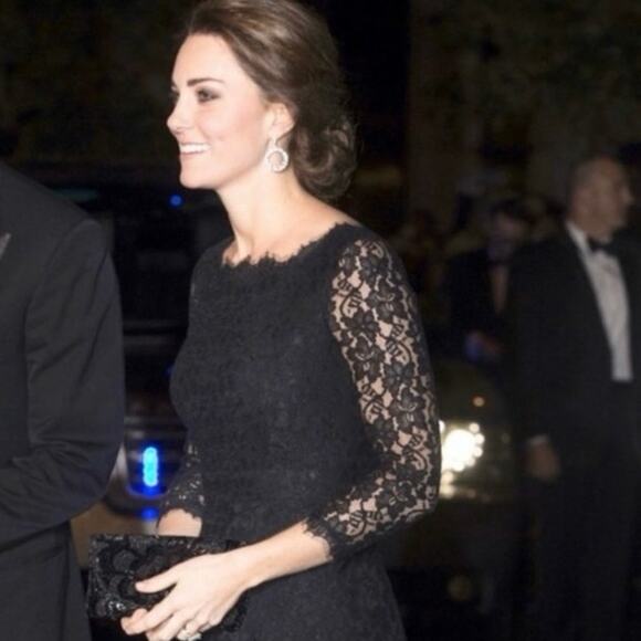 Diane Von Furstenberg Zarita Black Stretch Lace Dress Women’s Size 4 - Picture 9 of 9